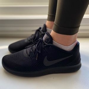 NIKE free run